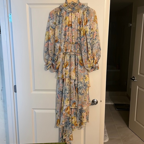 Elliatt Floral High-Low Dress - Yellow and Blue - Picture 4 of 10